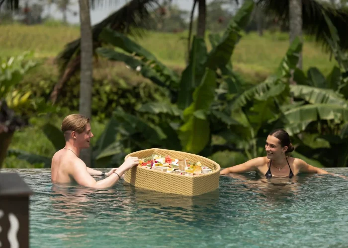 Floating Breakfast
